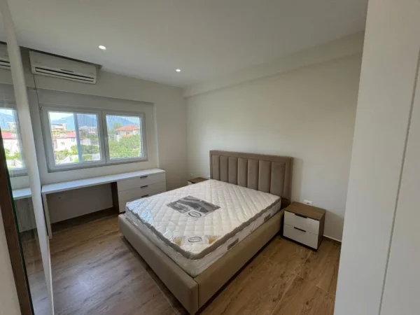 Tirane, shitet apartament 2+1 Kati 3, 98 m² (Astir , prane Vila L)