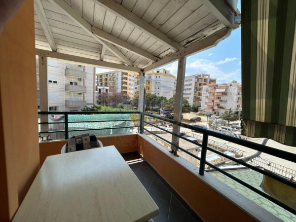 Qerret, shitet apartament 1+1 Kati 2, 58 m² 150.000 € (Kavaje)