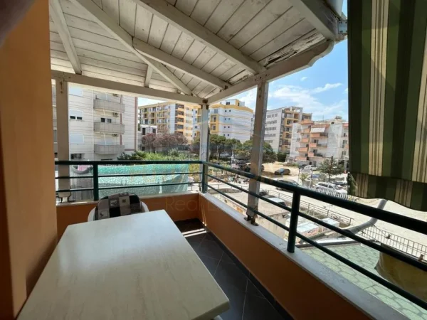 Qerret, shitet apartament 1+1 Kati 2, 58 m² 150.000 € (Kavaje)