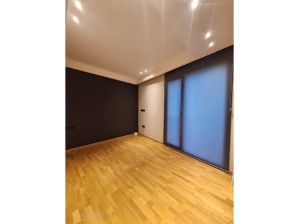 Tirane, shes apartament 3+1 Kati 3, 140 m² 640.000 € (liceu artistik)