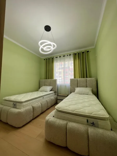 Tirane, shitet apartament 2+1 Kati 3, 88 m² 145.000 € (Bulevardi Migjeni)
