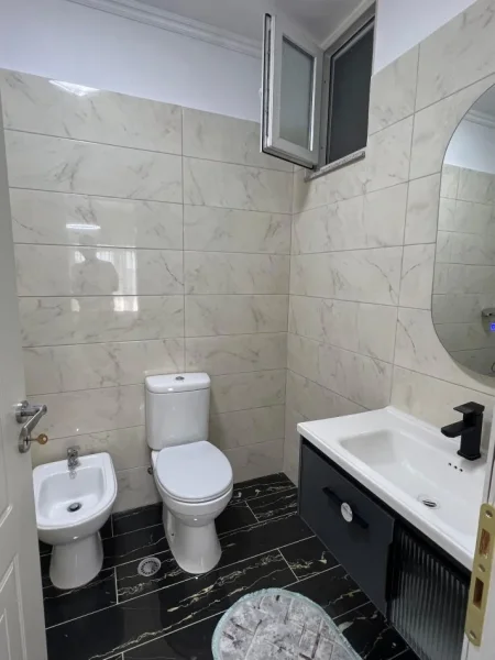 Tirane, shitet apartament 2+1 Kati 6, 118 m² 163.000 € (Rruga Loni Ligori)