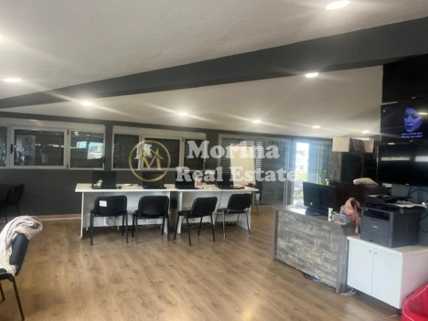 Tirane, jepet me qera ambjent biznesi Kati 7, 250 m² 2.500 € (Tregu Elektrik)