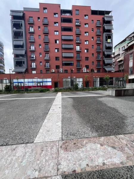 Tirane, shitet apartament 2+1+Aneks+Ballkon Kati 5, 110 m² (Kamez)