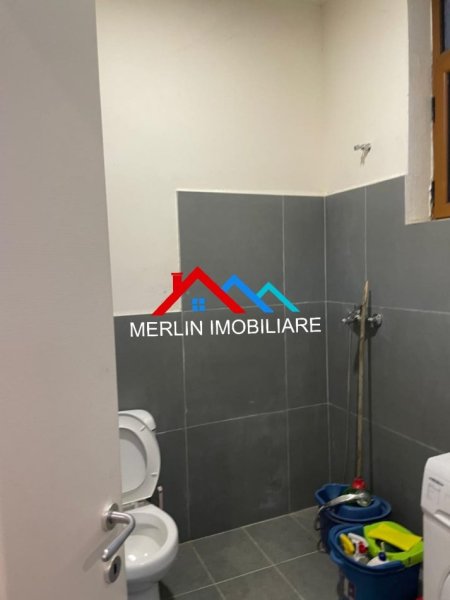Tirane, jepet me qera garsonier Kati 1, 45 m² 300 € (RRUGA SOTIR CACI)