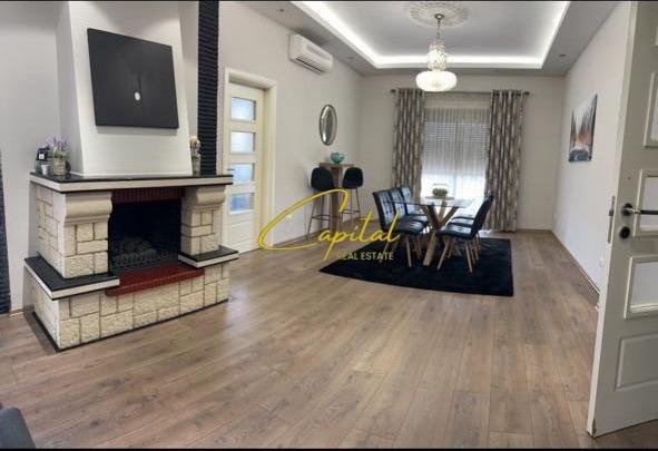 Tirane, shitet Vile 3 Katshe Kati 4, 700 m² 1.500.000 € (APITALI AMERIKAN 2)