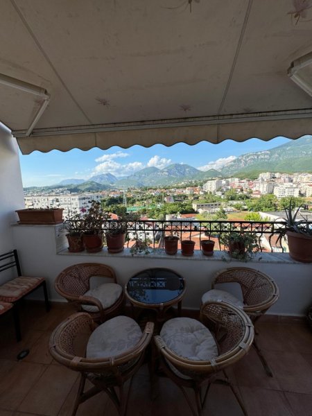 Tirane, shitet apartament 2+1 Kati 7, 96 m² 168.000 € (Kinostudio)