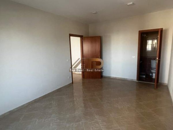 Tirane, jepet me qera apartament 2+1+BLK Kati 4, 120 m² 400 Euro