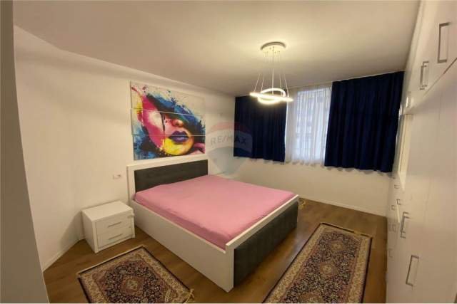 Tirane, jepet me qera apartament 60 m² 450 Euro (komuna e parisit)