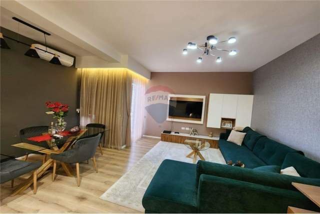 Tirane, jepet me qera apartament 90 m² 700 Euro (rruga elbasanit)