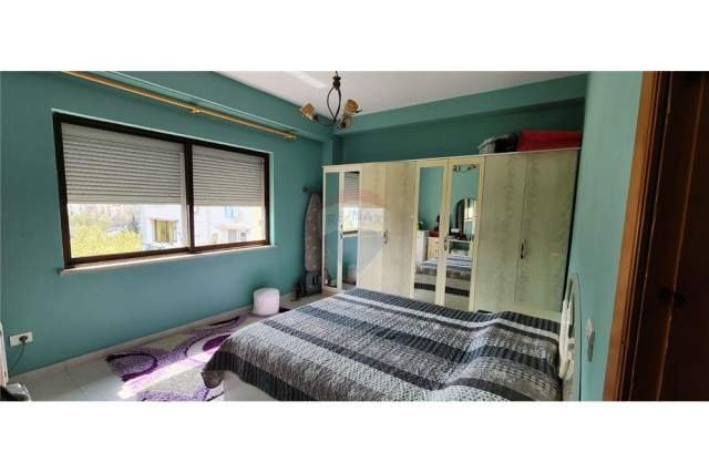 Tirane, jepet me qera apartament 2+1+BLK 114 m² 550 Euro (brryli)