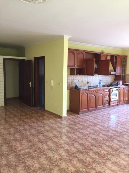 Tirane, jepet me qera apartament 5+1+BLK Kati 5, 170 m² 45.000 Leke (Dibres)
