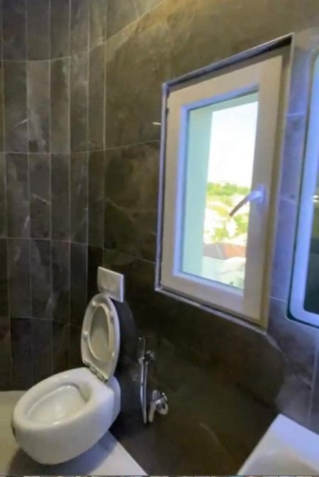 jepet me qera garsonier 1+1 Kati 3, 35 m² 20.000 Leke (Shefqet Ndroqi)