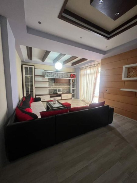 Tirane, jepet me qera apartament 2+1+BLK Kati 4, 90 m² 350 Euro (Fresk)