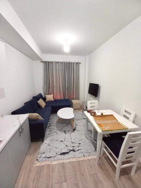 Tirane, jepet me qera apartament 1+1+BLK Kati 2, 68 m² 300 Euro (Ali Dem)