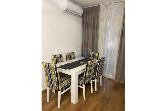 Tirane, jap me qera apartament 1+1+BLK 60 m² 450 Euro (Komuna e Parisit)
