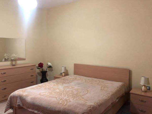 Tirane, jepet me qera Vile 1+1+BLK Kati 1, 65 m² 45.000 Leke (Bulevardi Zogu I)