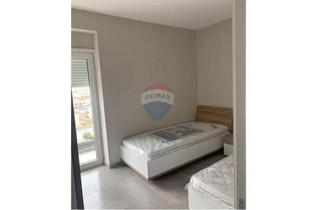 Tirane, jepet me qera apartament 2+1+A+BLK Kati 6, 100 m² 550 Euro (Don Bosko)