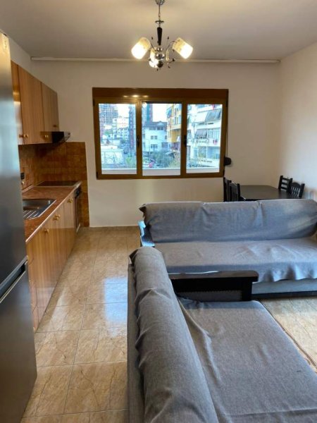 Tirane, jepet me qera apartament 2+1+BLK Kati 3, 100 m² 400 Euro