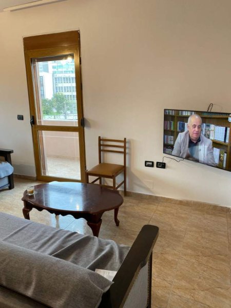 Tirane, jepet me qera apartament 2+1+BLK Kati 3, 100 m² 400 Euro