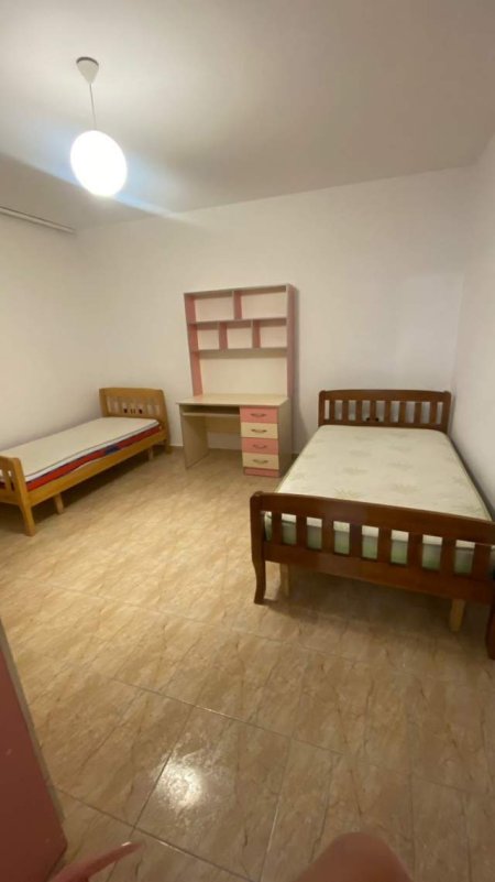 Tirane, jepet me qera apartament 2+1+BLK Kati 3, 100 m² 400 Euro