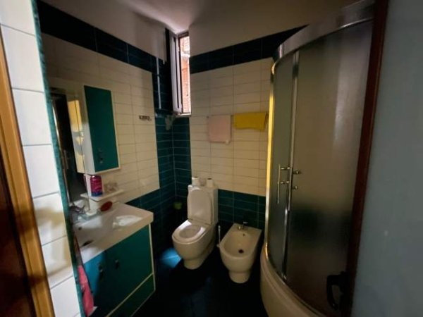 Tirane, jepet me qera apartament 1+1+BLK Kati 3, 75 m² 420 Euro