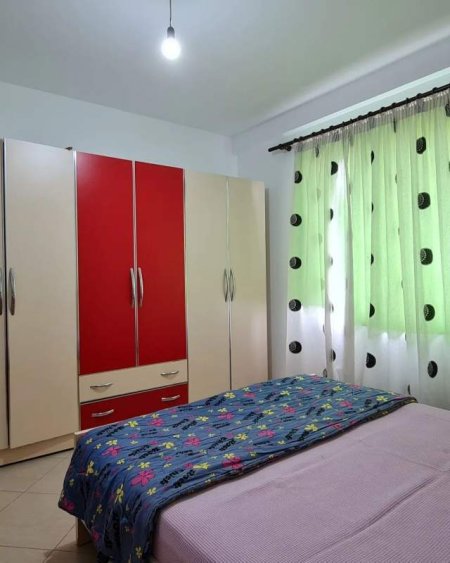 Tirane, jepet me qera apartament 1+1+A Kati 3, 75 m² 330 Euro (Kodra e Diellit)