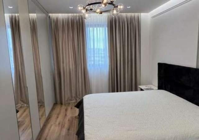 Tirane, jepet me qera apartament 3+1+BLK Kati 8, 135 m² 90 Euro