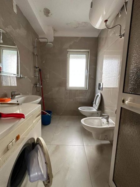 Tirane, jap me qera apartament 2+1+BLK Kati 3, 88 m² 430 Euro
