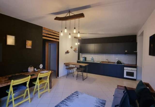 Tirane, ofert 2+1+A+BLK Kati 3, 100 m² 450 Euro