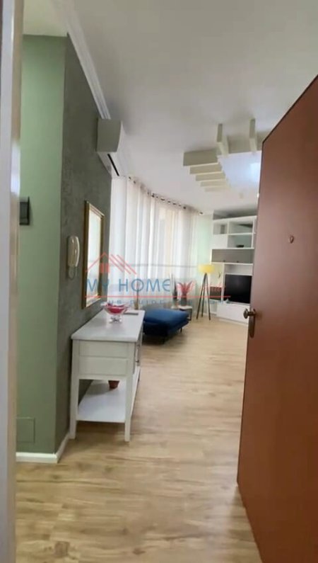 Tirane, jepet me qera apartament 1+1+BLK Kati 9, 76 m² 520 Euro (qender)