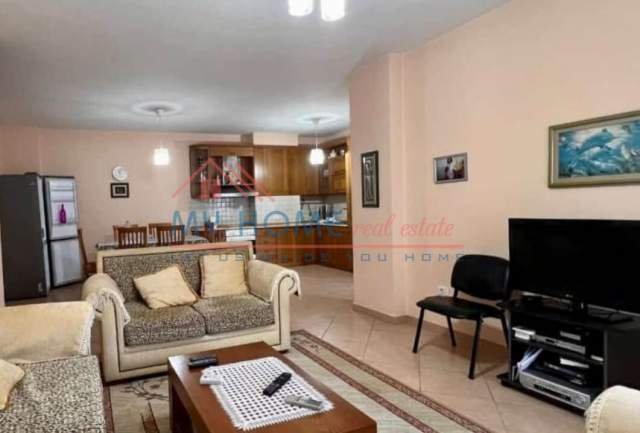Tirane, jepet me qera apartament 2+1+BLK Kati 2, 112 m² 600 Euro (sheshi willson)