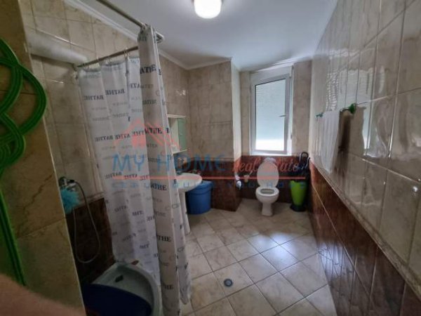Tirane, jepet me qera apartament 2+1+BLK Kati 2, 112 m² 600 Euro (sheshi willson)