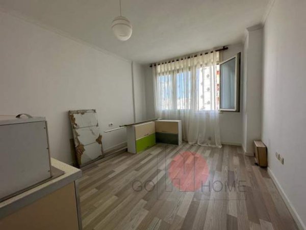 Tirane, shitet apartament Kati 4, 47 m² 60.000 Euro (Sokrat Miho)