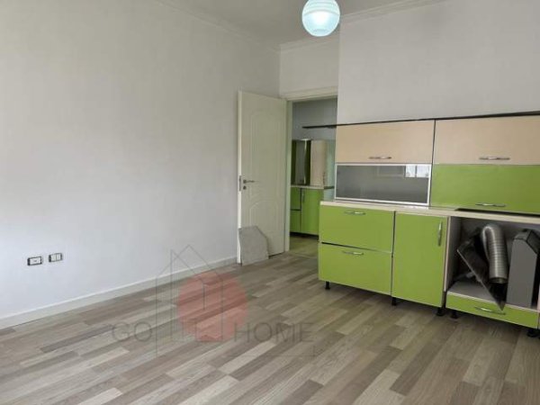Tirane, shitet apartament Kati 4, 47 m² 60.000 Euro (Sokrat Miho)