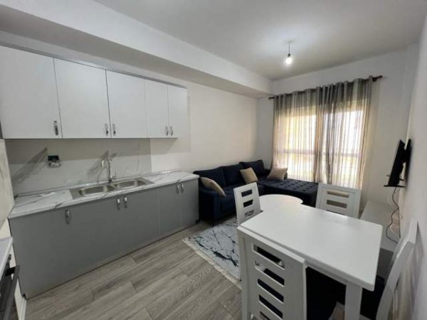 Tirane, jepet me qera apartament 1+1 Kati 2, 60 m² 300 Euro (Pasho hysa)