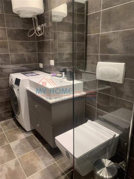 Tirane, jepet me qera apartament 2+1+BLK Kati 3, 93 m² 750 Euro (21 dhjetori)