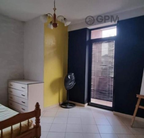 Tirane, jepet me qera apartament 2+1 Kati 1, 110 m² 450 Euro