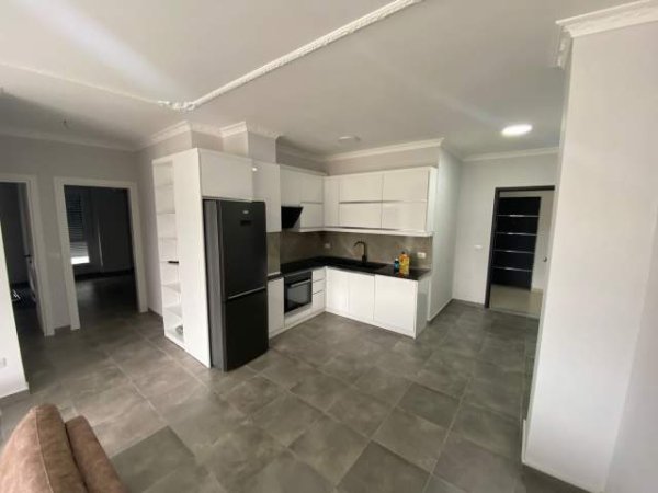 Tirane, jepet me qera apartament 2+1+BLK Kati 4, 350 Euro (Rruga Egnatia, Don Bosko)