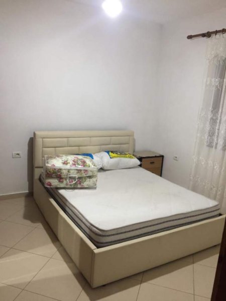Tirane, jepet me qera shtepi 1+1+A+BLK Kati 1, 60 m² 27.000 Leke (Sadie petrela)