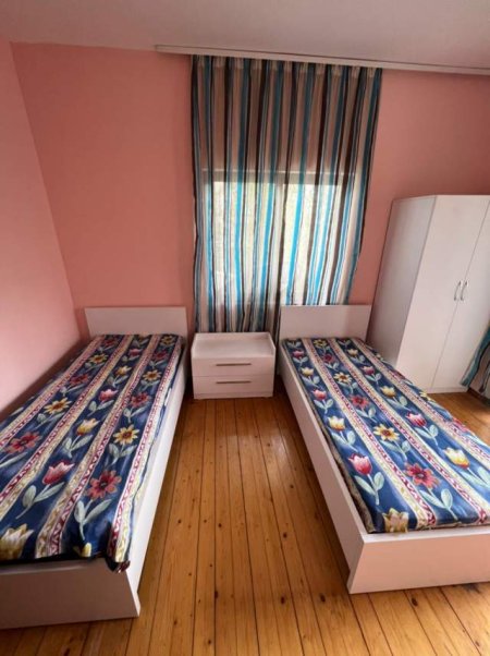 Tirane, jepet me qera apartament 2+1+BLK Kati 3, 92 m² 39.000 Leke (Don Bosko)