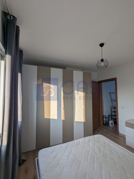 Tirane, jepet me qera apartament 2+1+Aneks+Ballkon Kati 7, 75 m² 500 € (Don Bosco , Pallati i Spar.)