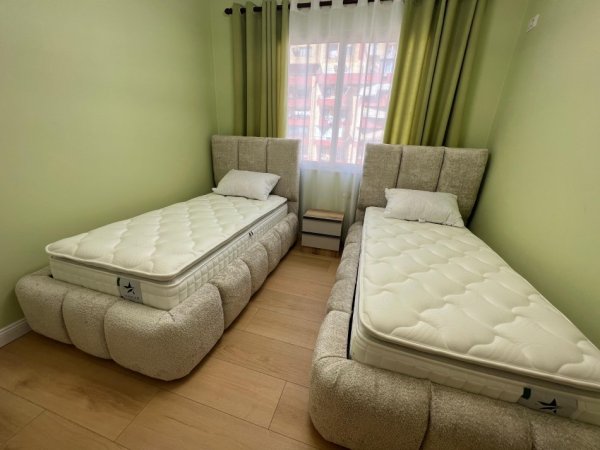 Tirane, shitet apartament 2+1+Ballkon Kati 3, 89 m² 145.000 € (Astir , Bulevardi Migjeni)