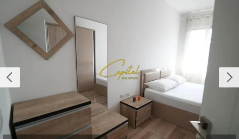 Tirane, jepet me qera apartament 1+1 Kati 1, 70 m² 750 € (QENDER)