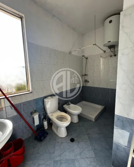 Durres, shitet apartament 2+1+Ballkon Kati 5, 145.000 € 