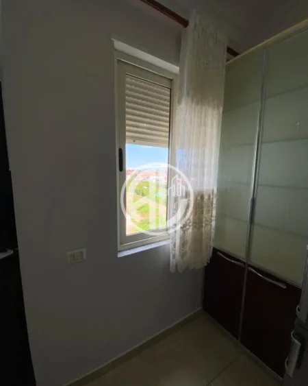 Durres, shitet apartament 1+1+Ballkon Kati 4, 95.000 € 