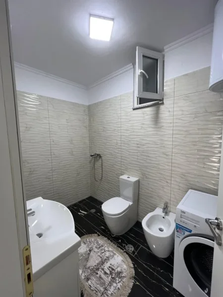 Tirane, shitet apartament 2+1+Ballkon Kati 6, 118 m² 163.000 € (Astir , Kryqezimi i Viles L)