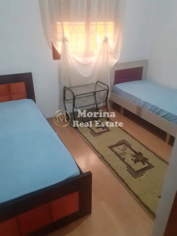 Tirane, jepet me qera shtepi 2+1 Kati 3, 80 m² 580 € (Don Bosko)