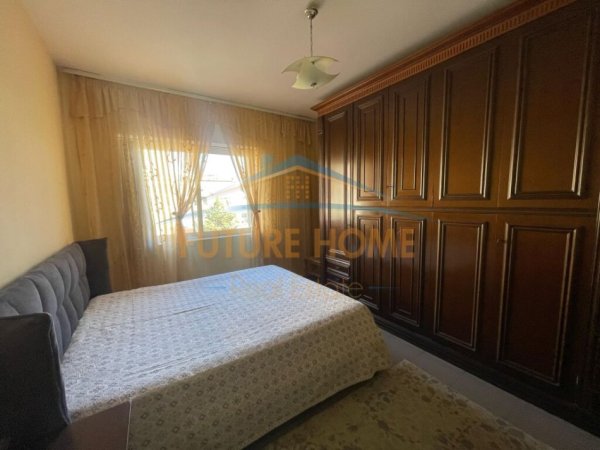Tirane, jepet me qera apartament 2+1 Kati 4, 93 m² 550 € (Vasil Shanto Rruga &quot;Viktor Eftemiu&quot;)
