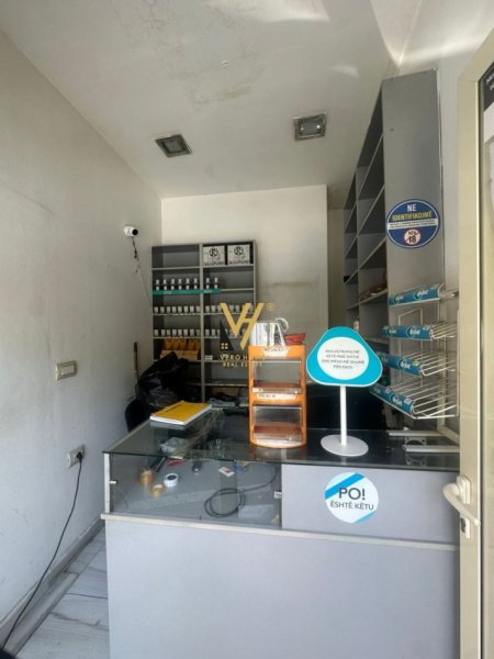 Tirane, jepet me qera dyqan Kati 0, 13 m² 200 € (RRUGA PJETER BUDI)
